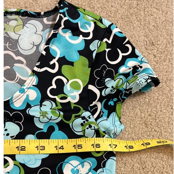 EUC Stretchy floralshort sleeve top from INC International Concepts, size MP - Picture 3 of 7